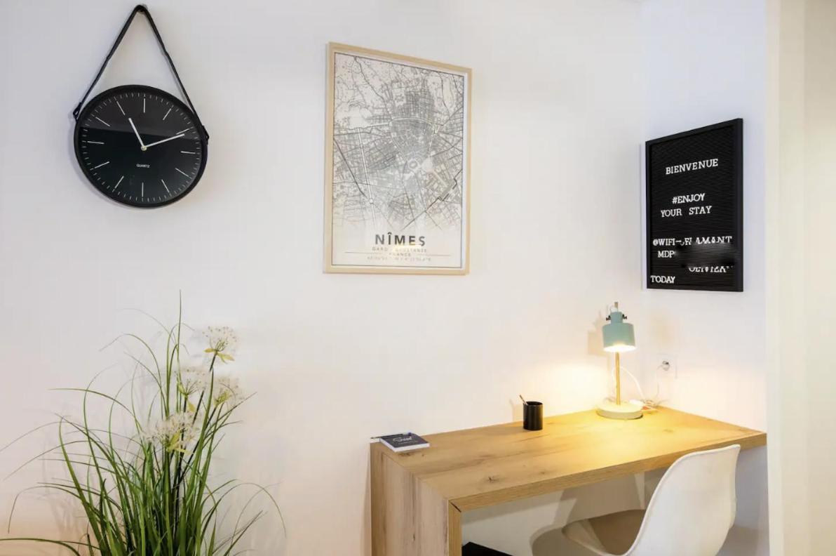 Studio Terrasse & Parking Gratuit En Residence Nîmes Kültér fotó