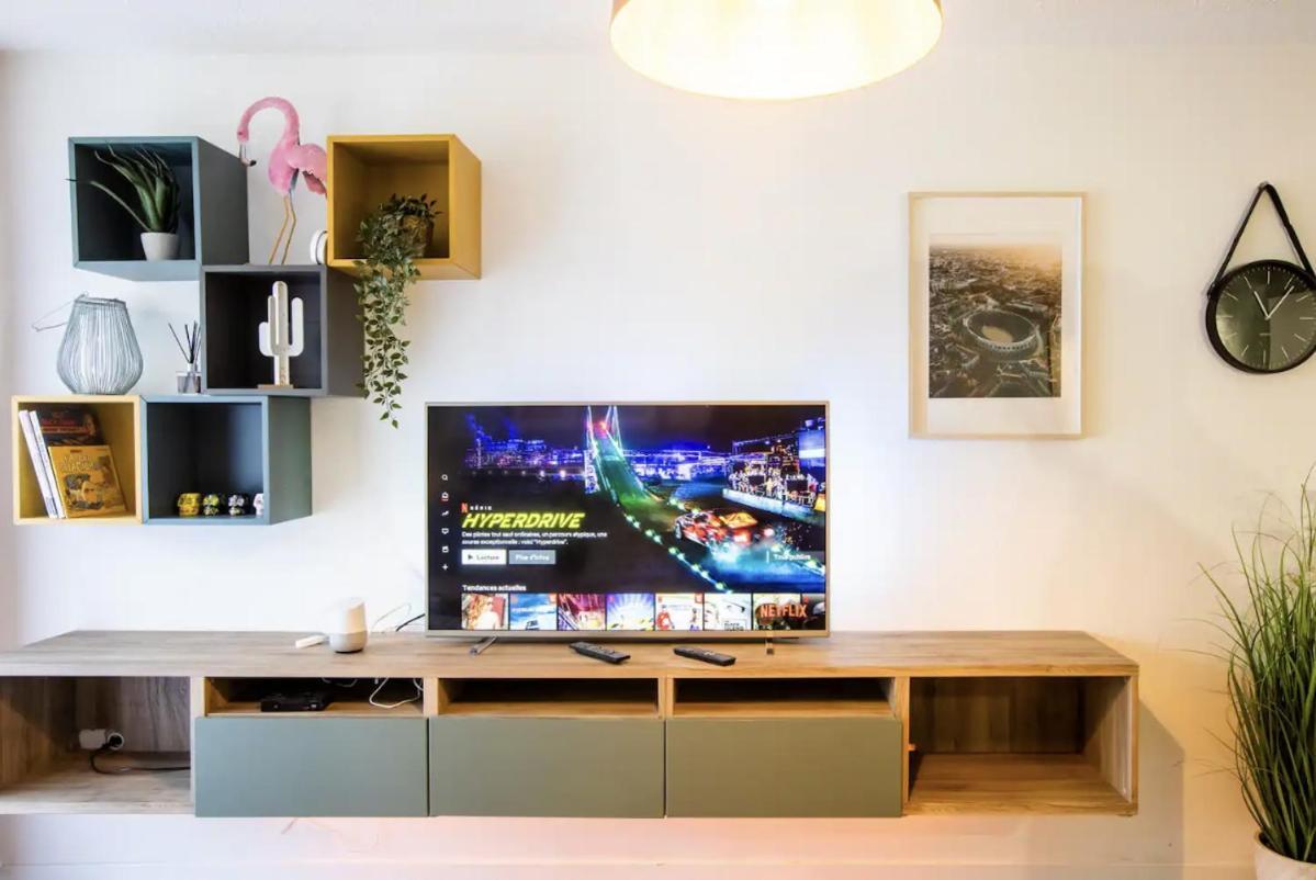 Studio Terrasse & Parking Gratuit En Residence Nîmes Kültér fotó